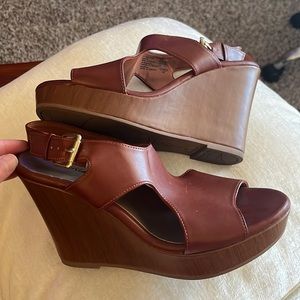 Donated to a shelter! American Eagle Wedges!